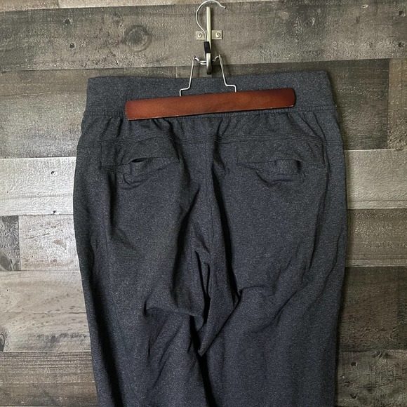 SOLD Lululemon Mens Joggers Medium - Picture 5 of 7